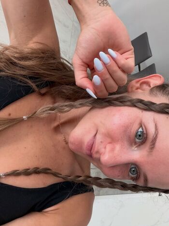 Full leaked Isabelyvonne private photo