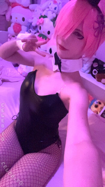 Full leaked Isi cosplay private onlyfans photo