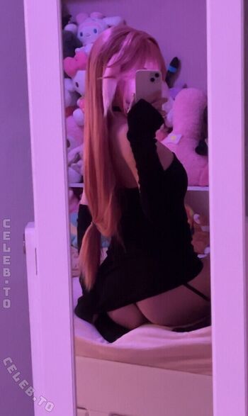 Full leaked Isii cos page private onlyfans photo