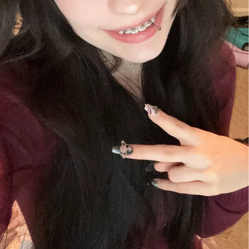 Full leaked Isizzly private photo