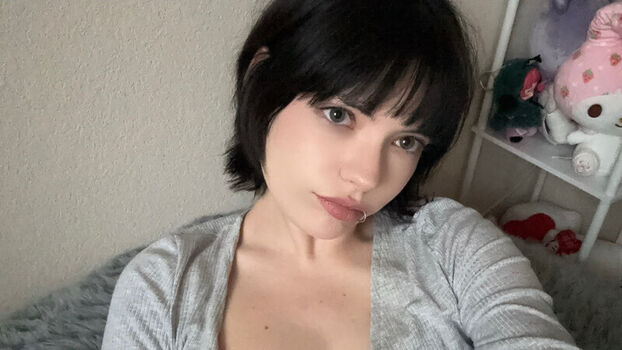 Full leaked Isizzly private photo