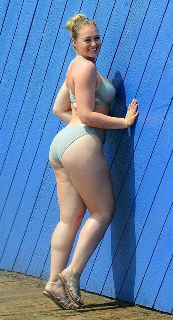 Full leaked Iskra lawrence private photo