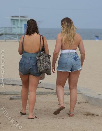 Iskra Lawrence