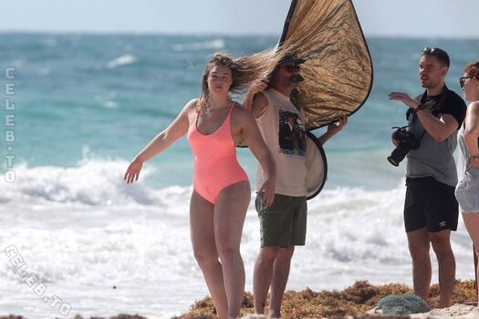 Full leaked Iskra lawrence page private photo