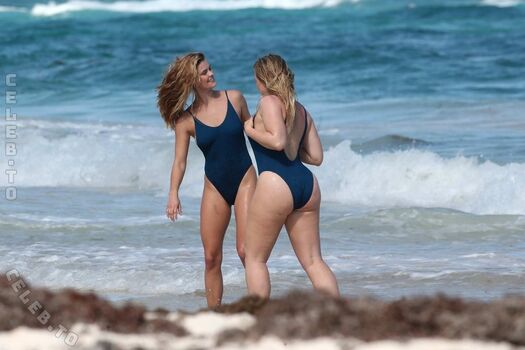 Full leaked Iskra lawrence page private photo