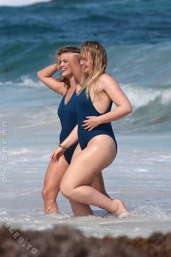 Full leaked Iskra lawrence page private photo