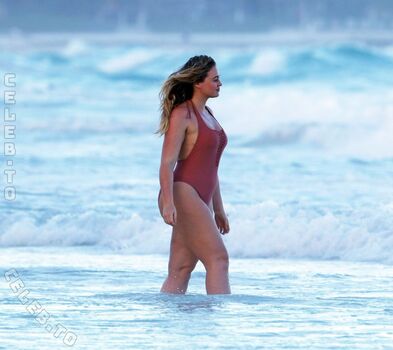 Full leaked Iskra lawrence page private photo