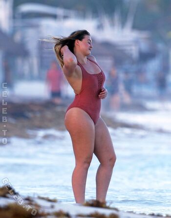 Full leaked Iskra lawrence page private photo