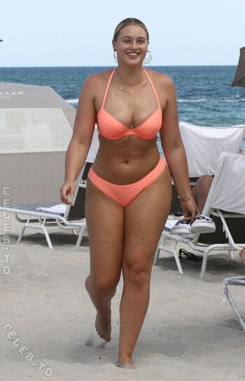 Full leaked Iskra lawrence private photo