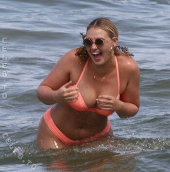 Full leaked Iskra lawrence private photo