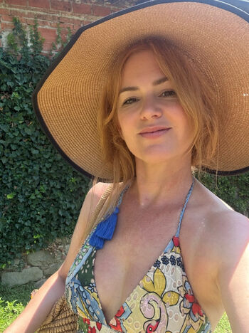 Full leaked Isla fisher private photo