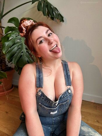 Full leaked Isla moonfree private photo