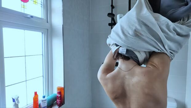 Full leaked Isobel burwood page private photo