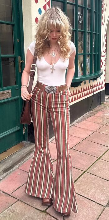 Full leaked Issy allen private onlyfans photo