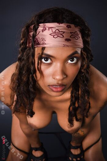 Full leaked Istripper private photo