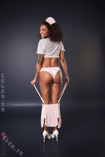 Full leaked Istripper private photo