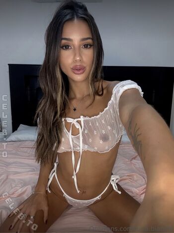 Full leaked Italianluna private photo
