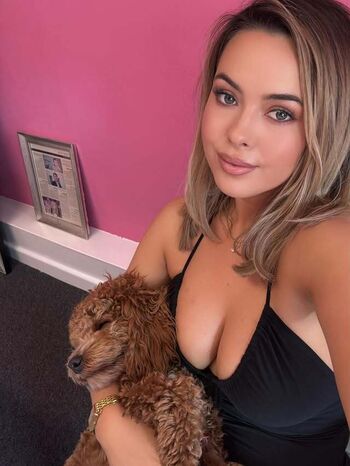 Full leaked Itsalirose private photo