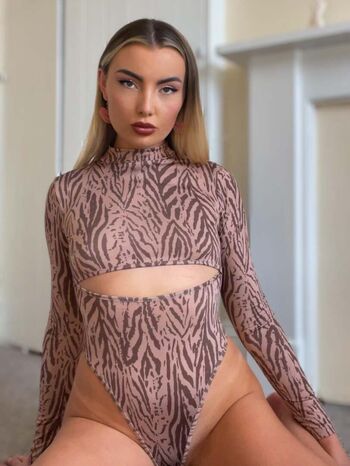 Full leaked Itsangelraven private photo