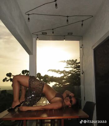 Full leaked Itsauraaaa private photo