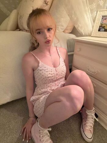 Full leaked Itsblushdoll private photo