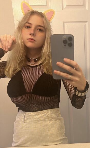 ItsBumbleBea