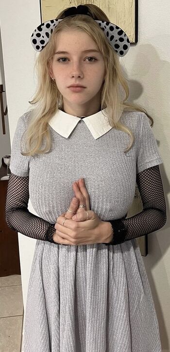 Full leaked Itsbumblebea private photo