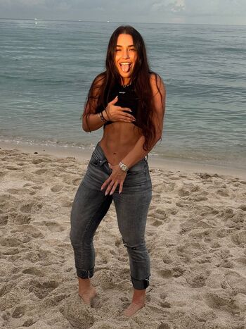 Full leaked Itscarolinamarie page private photo