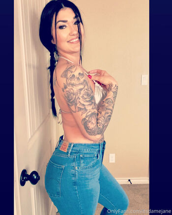 Full leaked Itsdamejane private photo