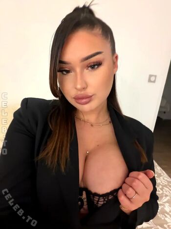 Full leaked Itselenaa private photo