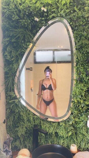 Full leaked Itseliciaxo private photo