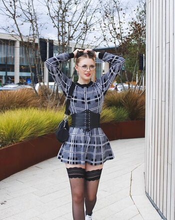 Full leaked Itsemilyh private onlyfans photo