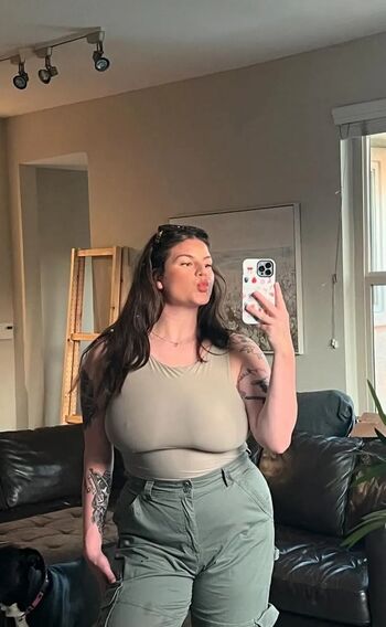Full leaked Itshannahowo private photo