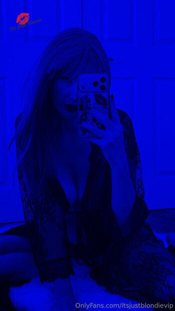 Full leaked Itsjustblondie private photo