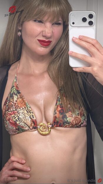 ItsJustblondie