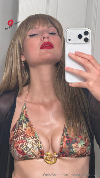 Full leaked Itsjustblondie private photo