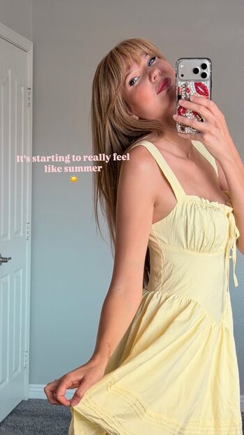 Full leaked Itsjustblondie page private photo