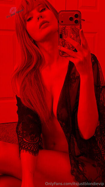 ItsJustblondie