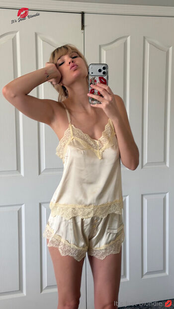 Full leaked Itsjustblondie private photo