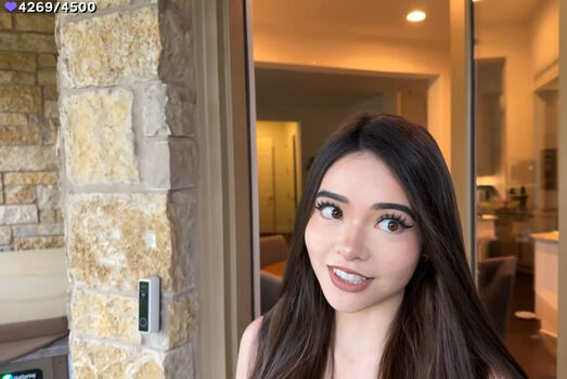 Full leaked Itskatchii  page private onlyfans photo