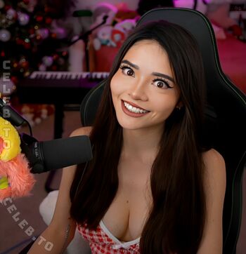 Full leaked Itskatchii private onlyfans photo