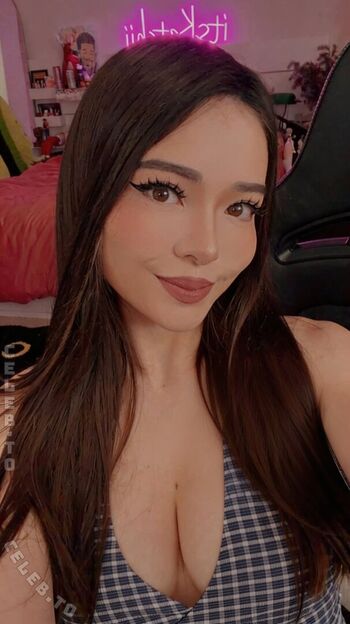 Full leaked Itskatchii private onlyfans photo