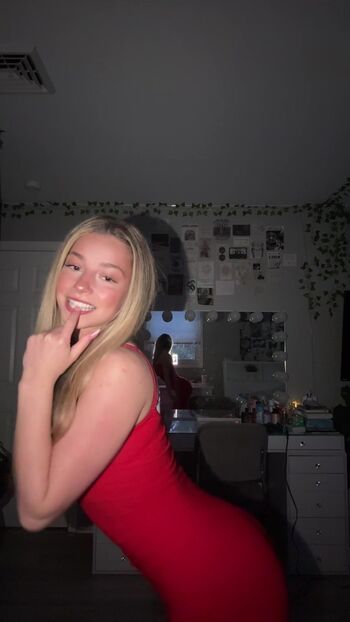 Full leaked Itskirapregiato private onlyfans photo