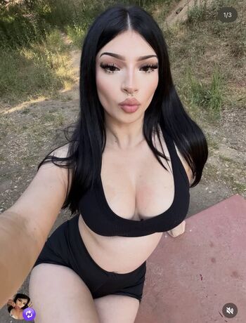 Full leaked Itskiraswrld private photo