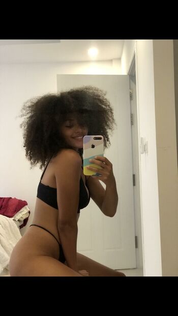 Full leaked Itsmenaomi private photo