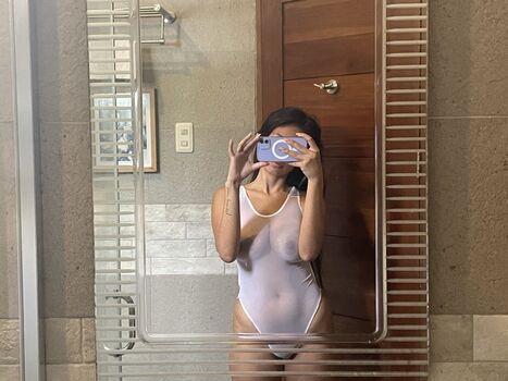 Full leaked Itsmereesee private onlyfans photo