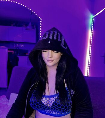 Full leaked Itsmisspeche private photo