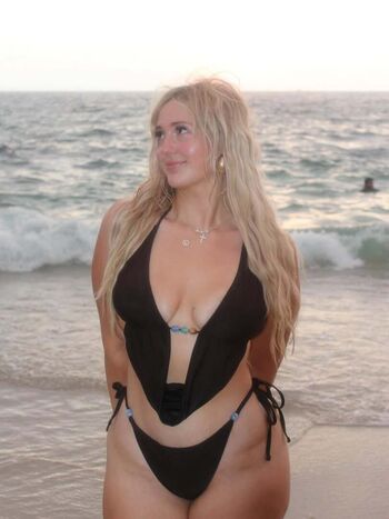 Full leaked Itsokayla private onlyfans photo