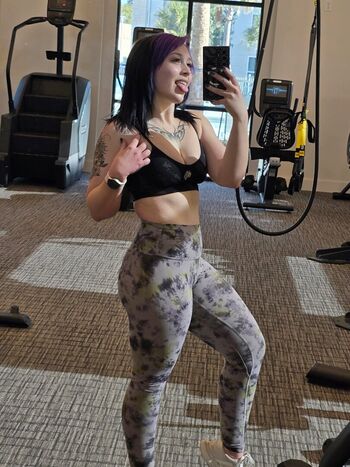 Full leaked Itsqueenmanda private photo