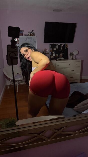 Full leaked Itssmaribaby private photo